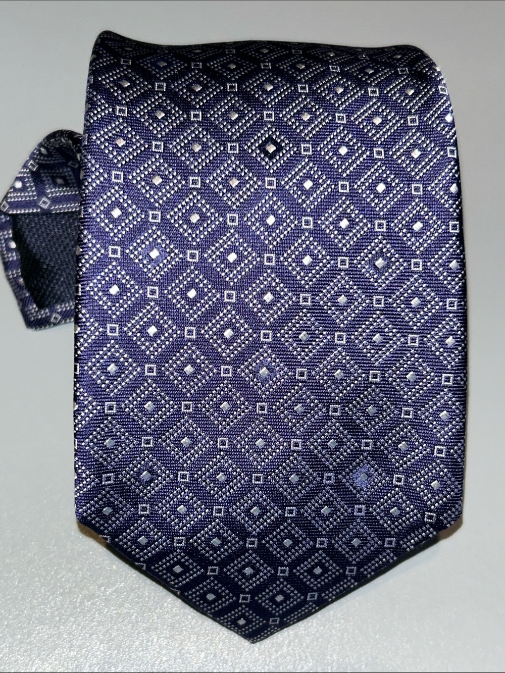 Boggi Milano Classic Men's Navy Geometric Silk Tie Made in Italy